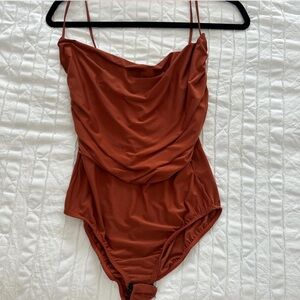 Nasty Gal - Cowlneck Rust Bodysuit